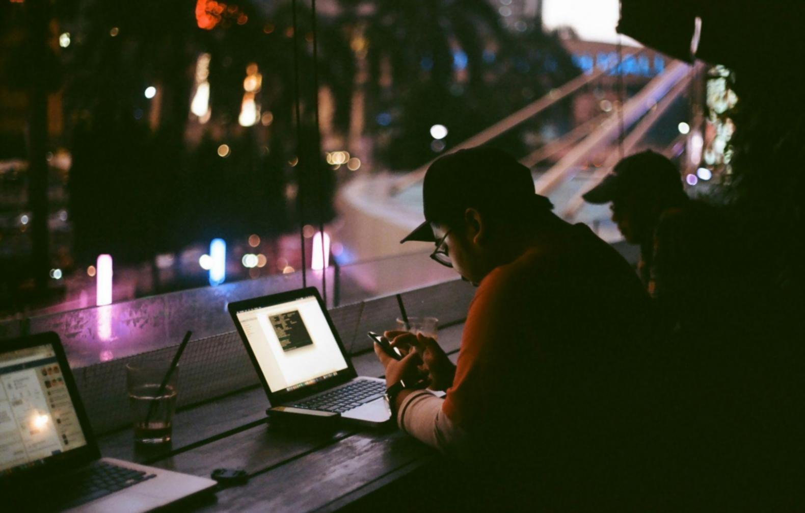 Análisis de ratios financieros en hojas de cálculo con gráficos